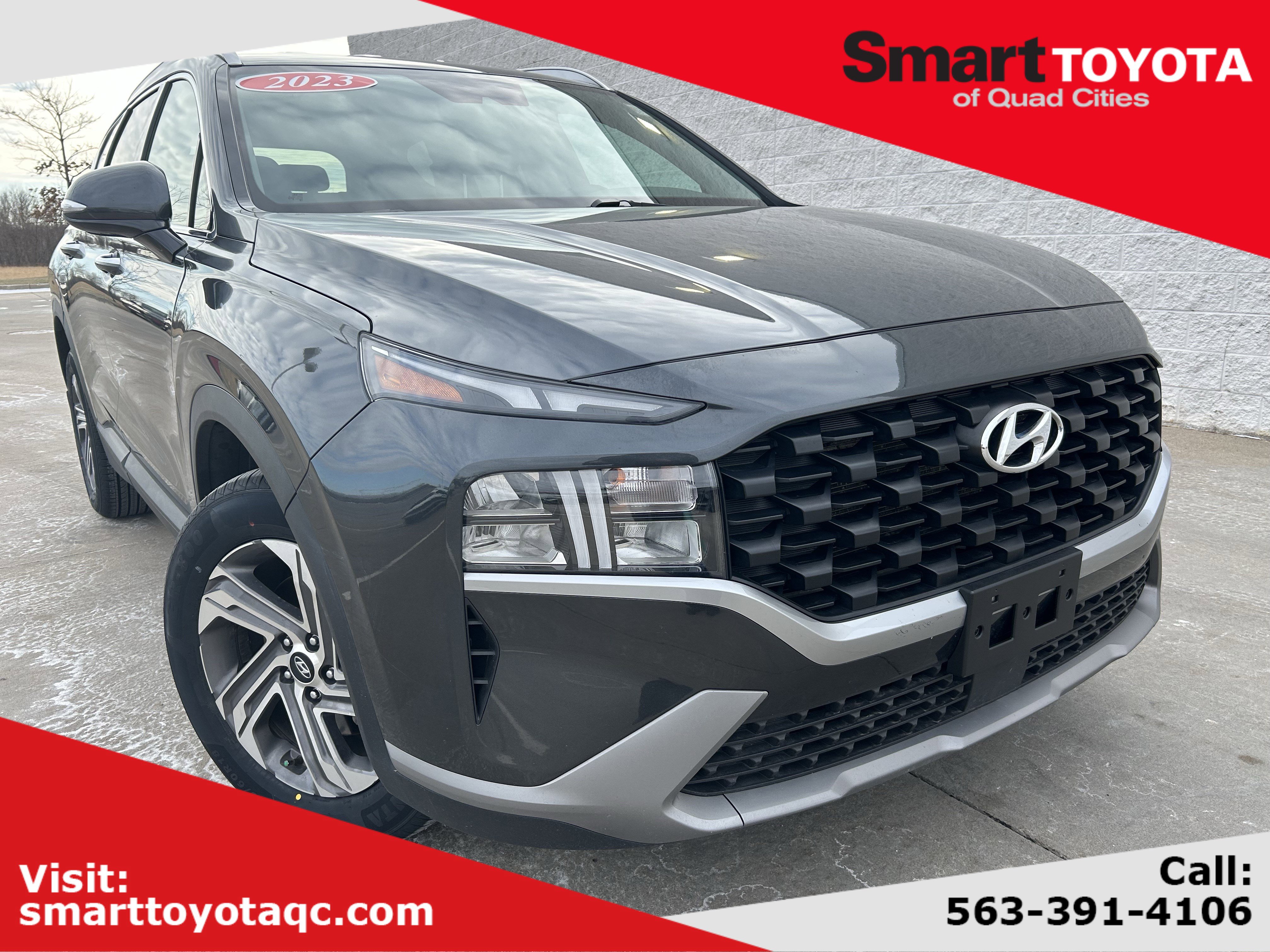 Used 2023 Hyundai Santa Fe SEL image 1