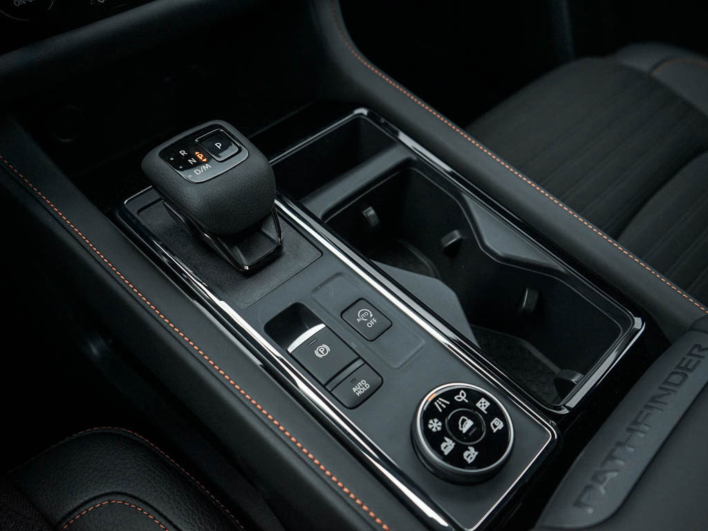 New 2025 Nissan Pathfinder Rock Creek image 28