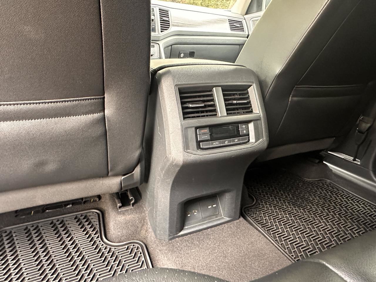 Used 2021 Volkswagen Atlas SE AWD/4WD image 31