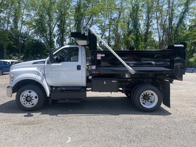 New 2025 Ford F650 2WD Regular Cab Super Duty image 2