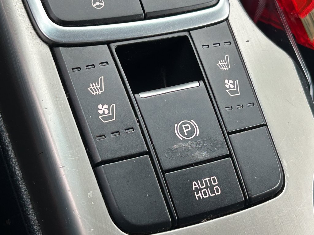 Used 2019 Kia Optima SX FWD image 19