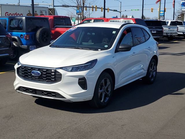 Certified 2023 Ford Escape ST-Line w/ Tech Pack #1 AWD/4WD image 2