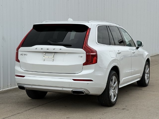 Used 2021 Volvo XC90 T5 Momentum w/ Climate Package FWD image 5