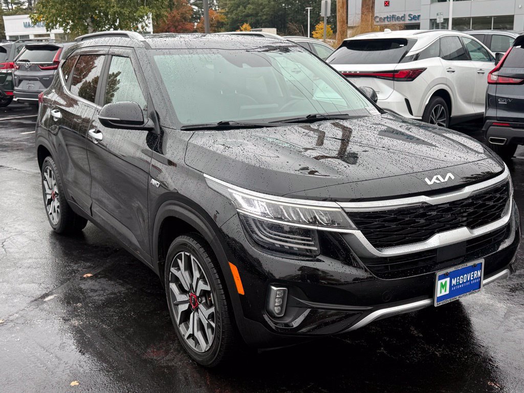 Used 2022 Kia Seltos SX w/ Sunroof Package AWD/4WD image 11