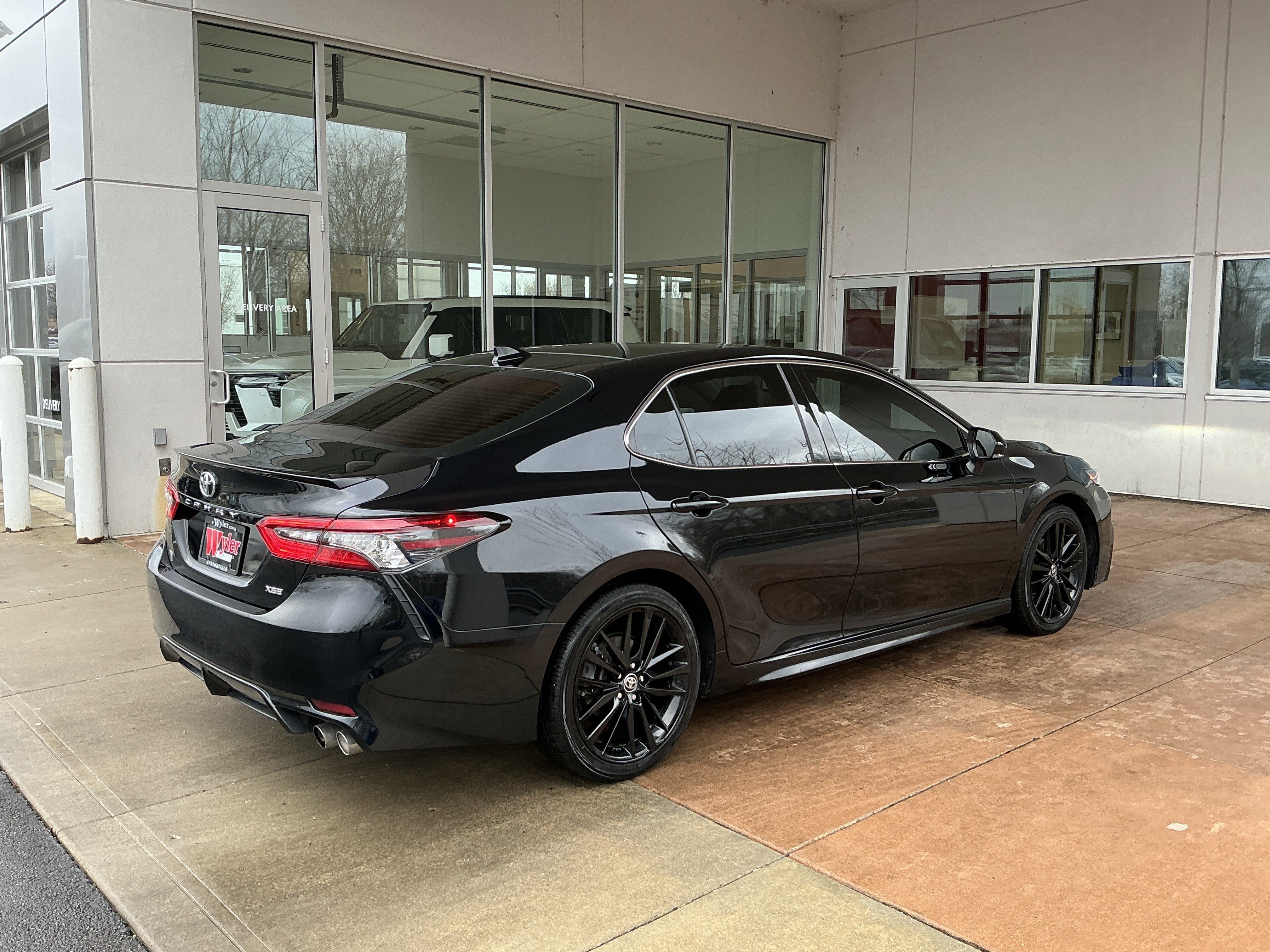 Used 2023 Toyota Camry XSE image 22