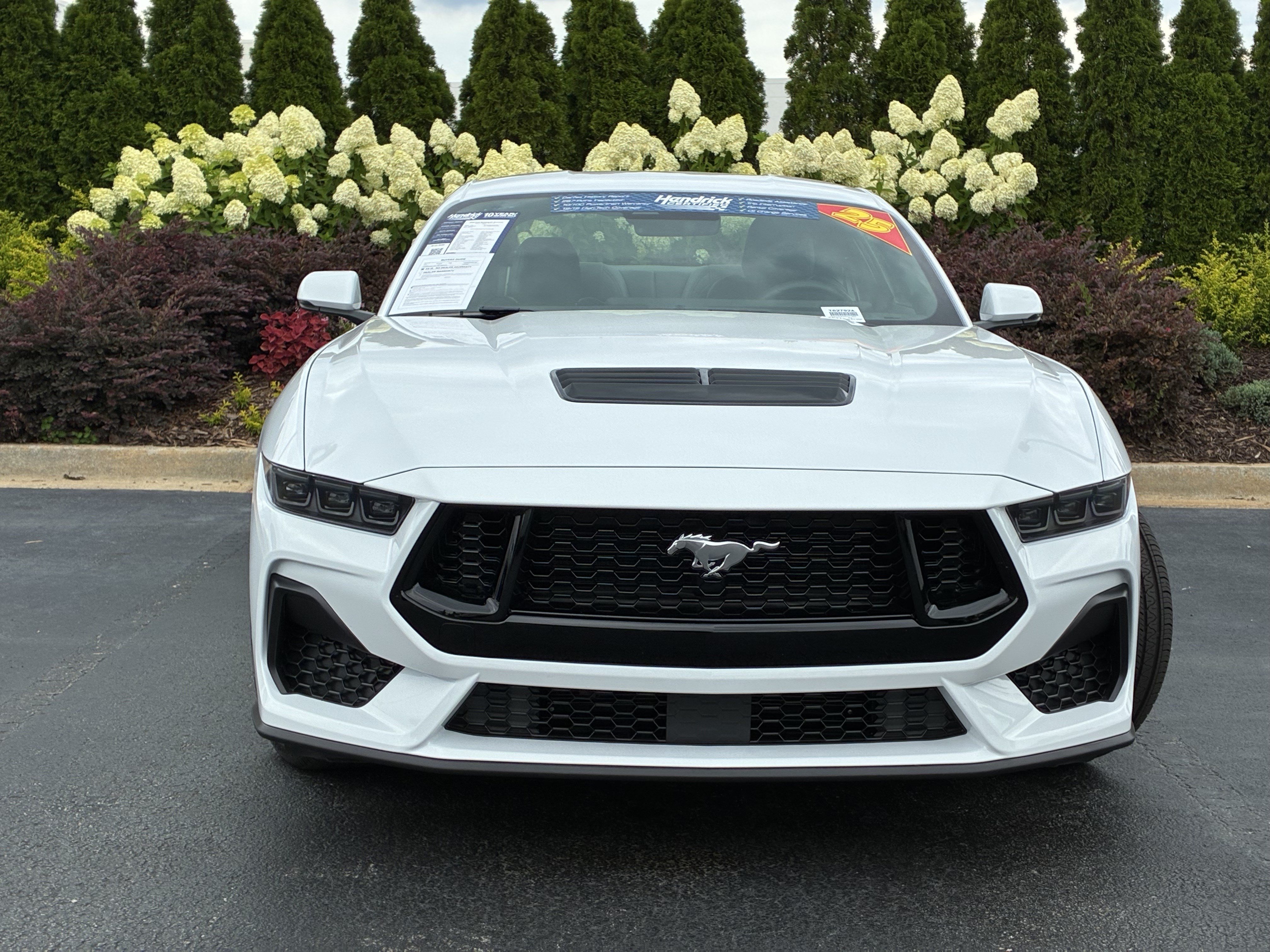 Used 2025 Ford Mustang GT Premium RWD image 5