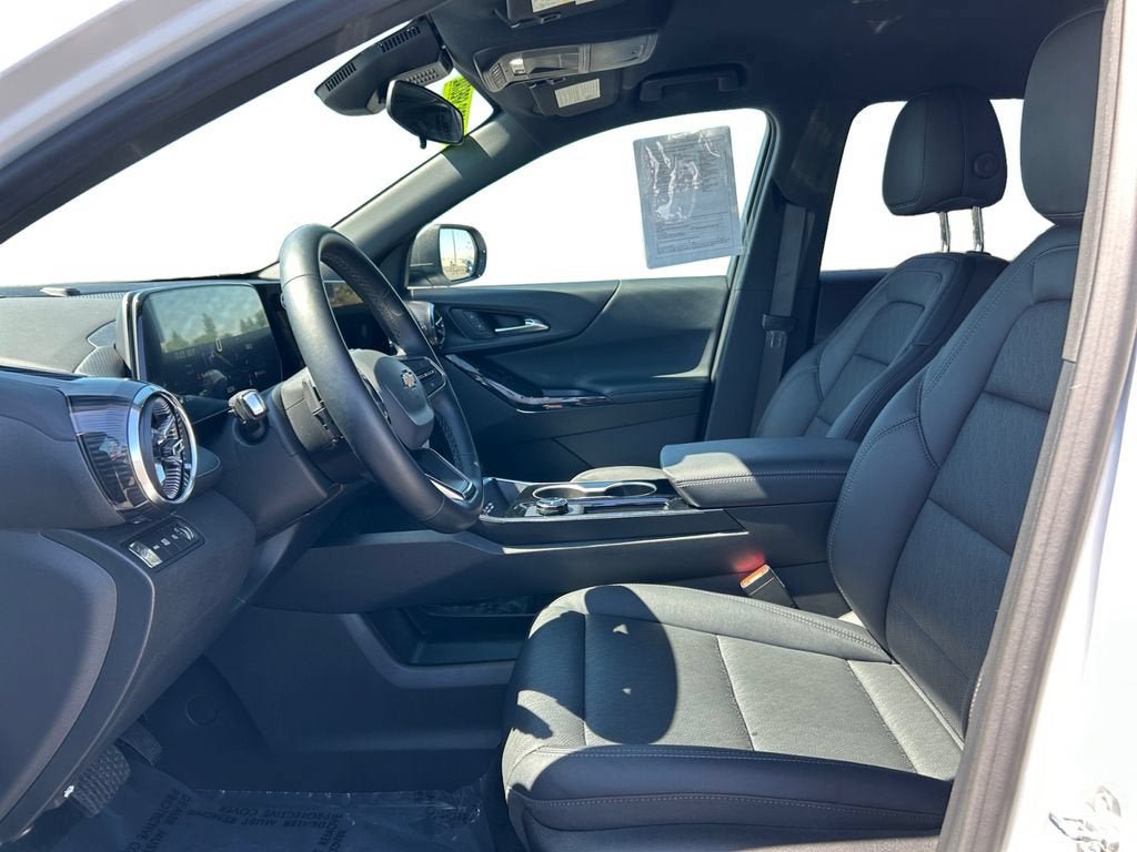 Used 2026 Chevrolet Equinox LT w/ Convenience Package II AWD/4WD image 10