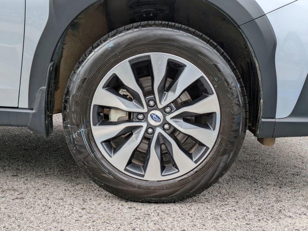 Used 2025 Subaru Outback Limited w/ Popular Package #2 image 11