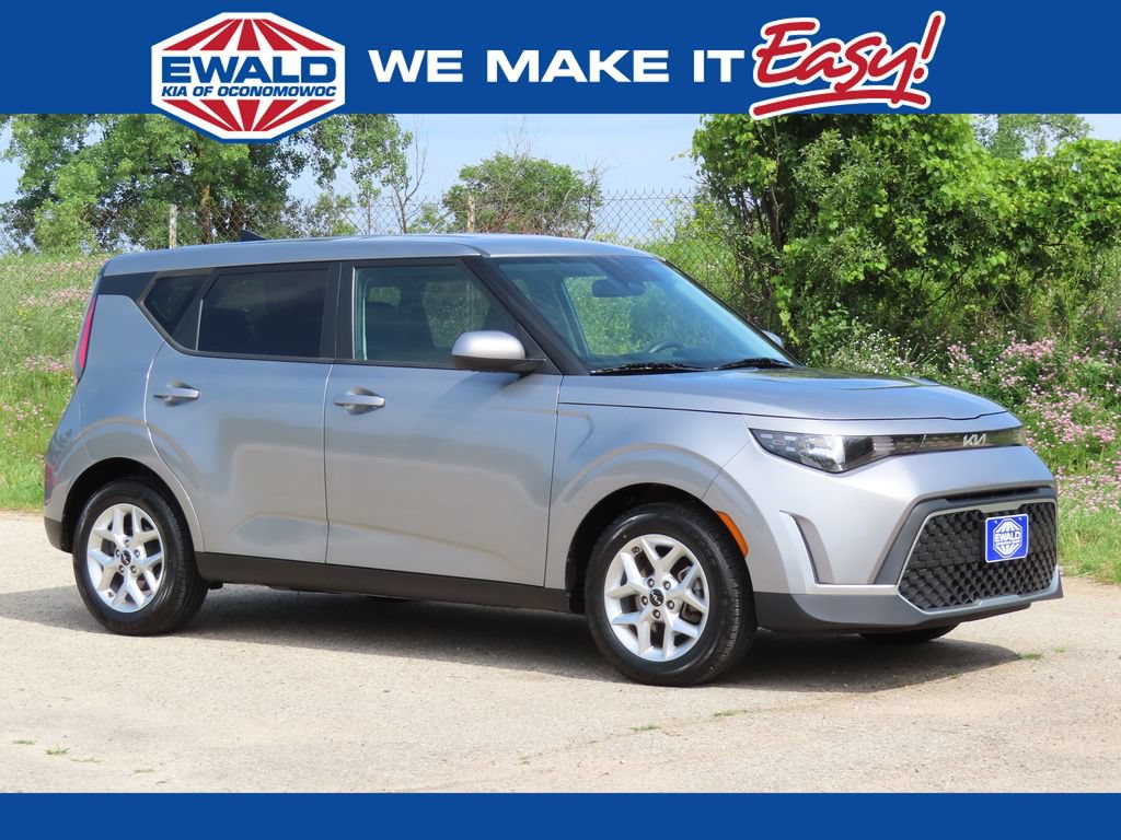 Certified 2024 Kia Soul LX w/ Option Group 015 FWD image 1