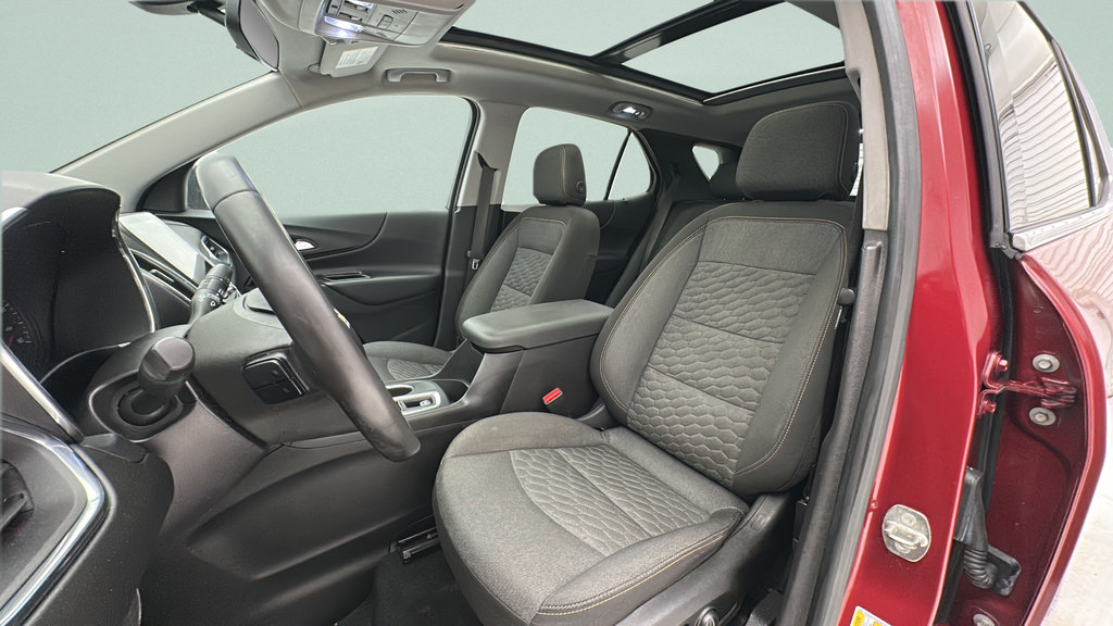 Used 2018 Chevrolet Equinox LT w/ Sun & Infotainment Package AWD/4WD image 14