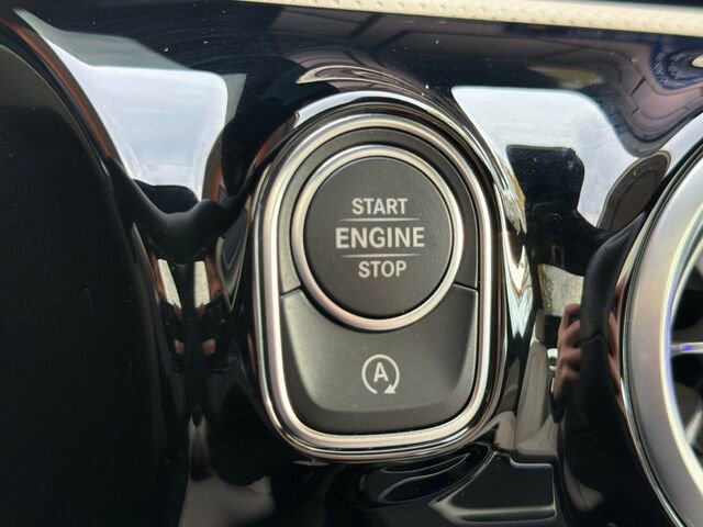 Certified 2025 Mercedes-Benz CLA 250 4MATIC image 28