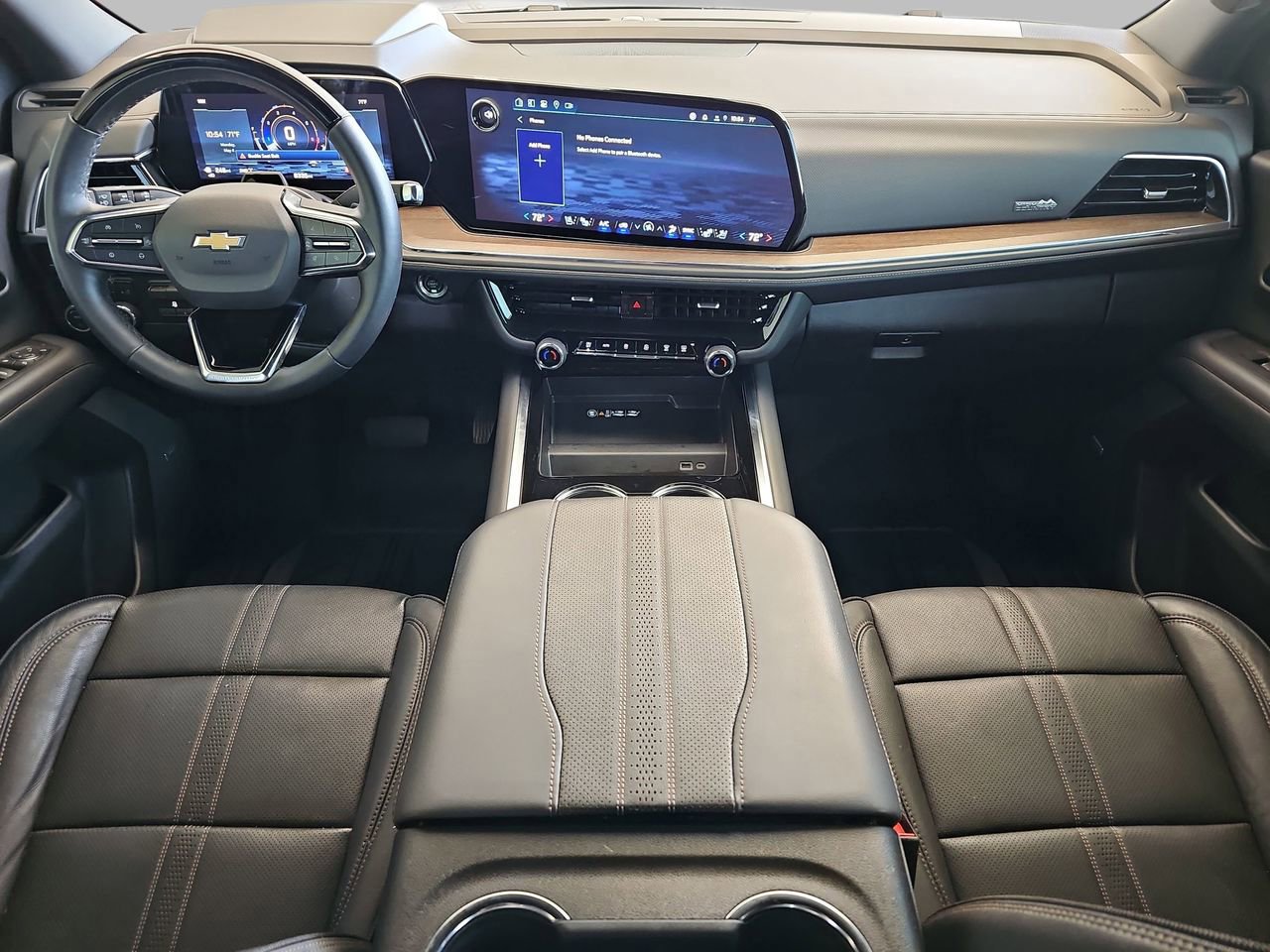 Used 2025 Chevrolet Tahoe High Country AWD/4WD image 11