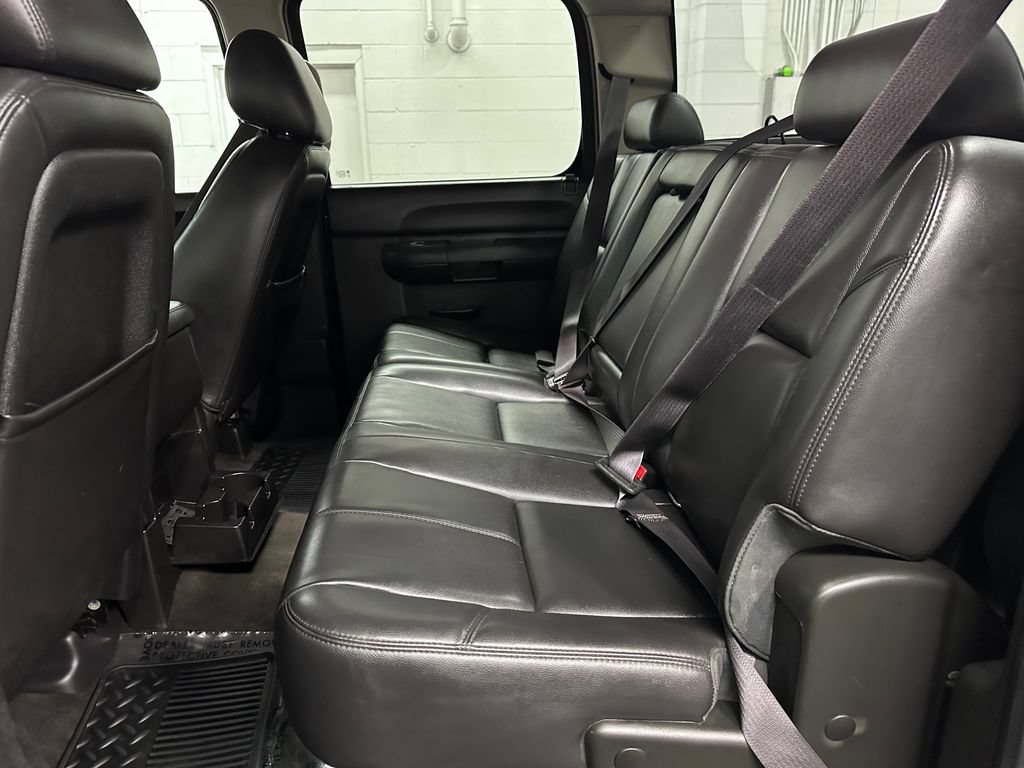 Used 2013 Chevrolet Silverado 2500 LT w/ Convenience Package AWD/4WD image 21