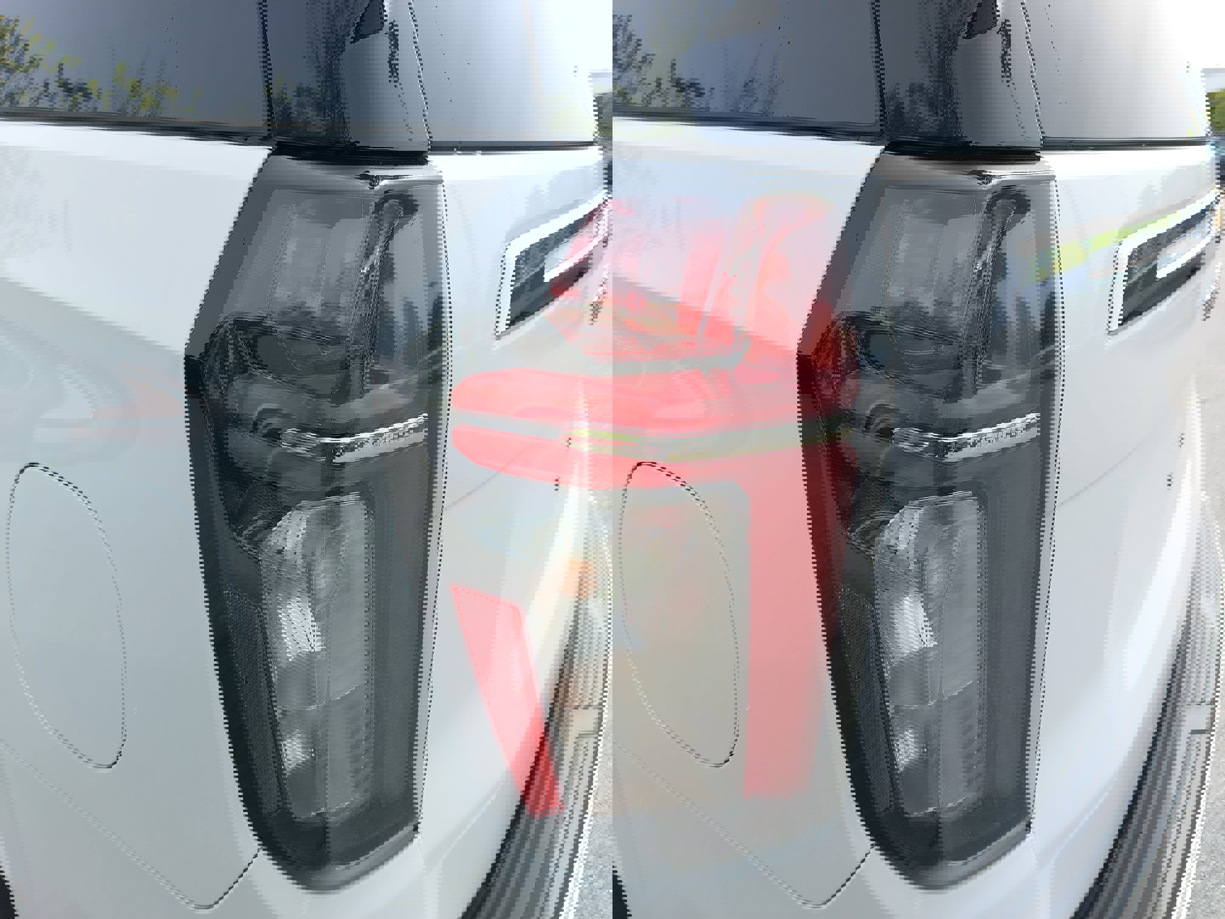 Used 2021 Chevrolet Tahoe LT w/ LT Signature Package image 35