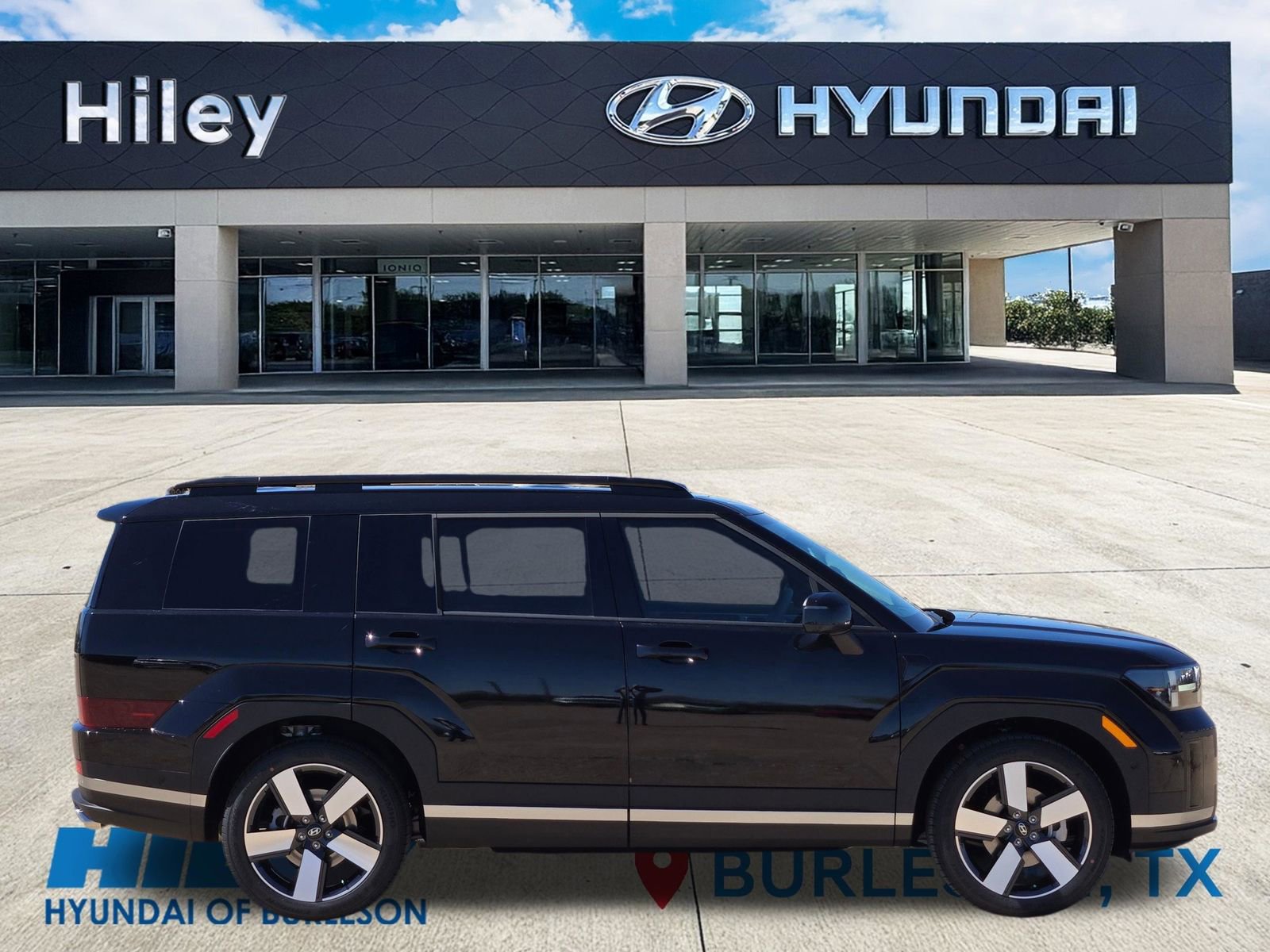 New 2026 Hyundai Santa Fe Limited FWD image 3