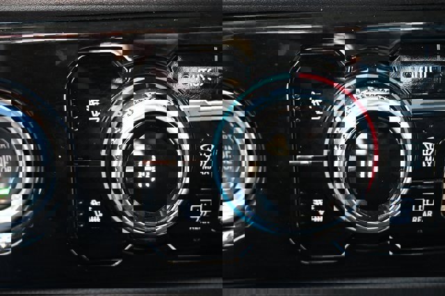 Used 2023 GMC Sierra 1500 Elevation image 30