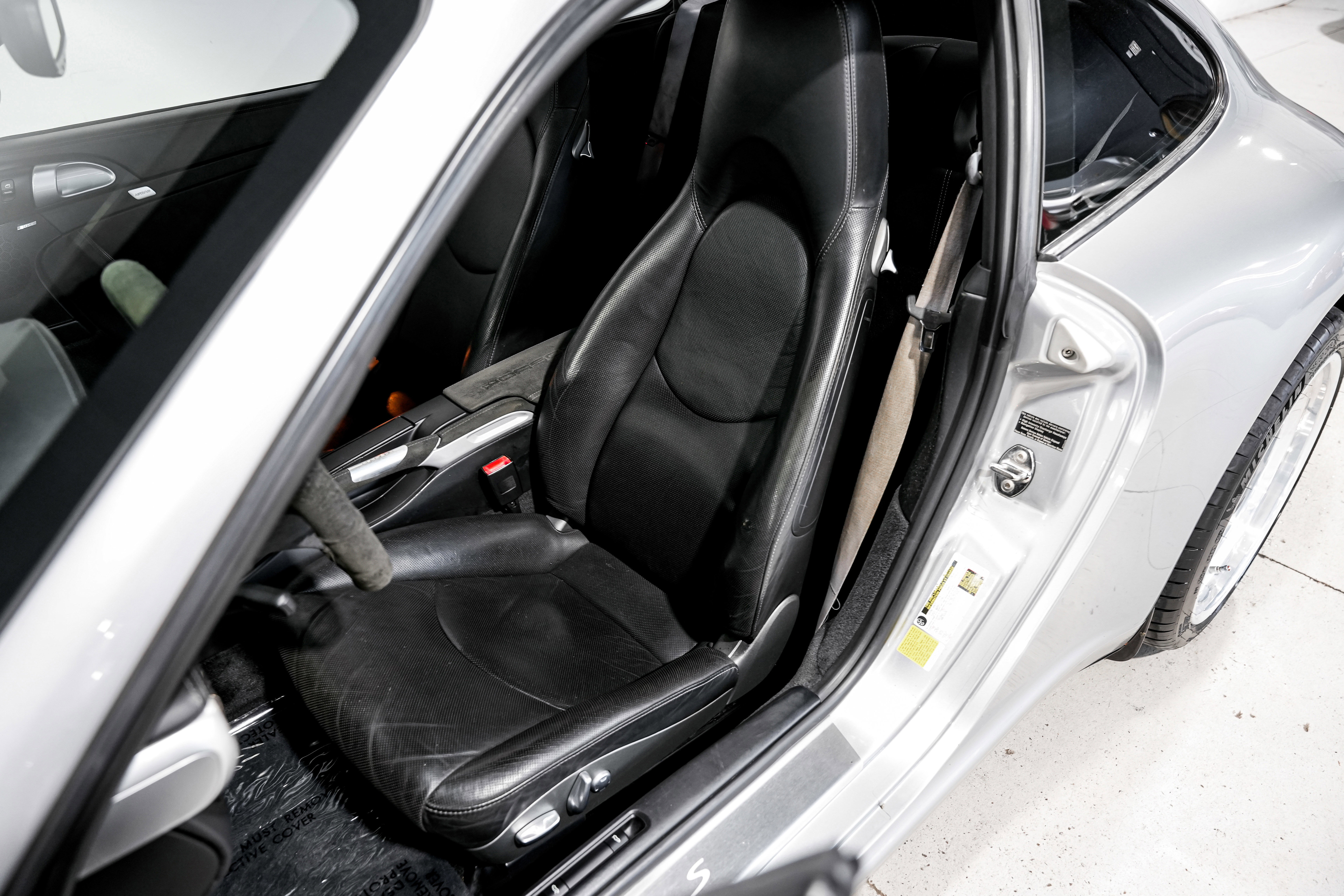 Used 2009 Porsche 911 Carrera S RWD image 16