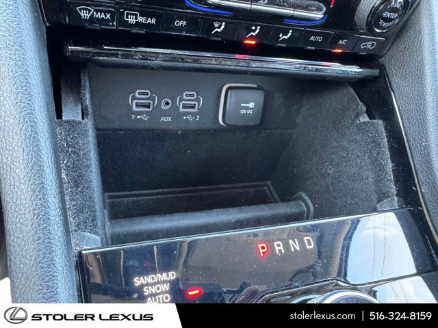 Used 2023 Jeep Grand Cherokee Limited AWD/4WD image 34