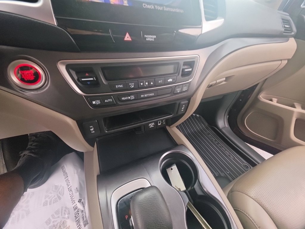 Used 2017 Honda Ridgeline RTL-T image 22