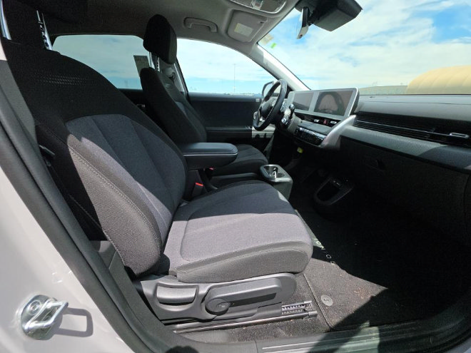 Used 2024 Hyundai Ioniq 5 SEL AWD/4WD image 10