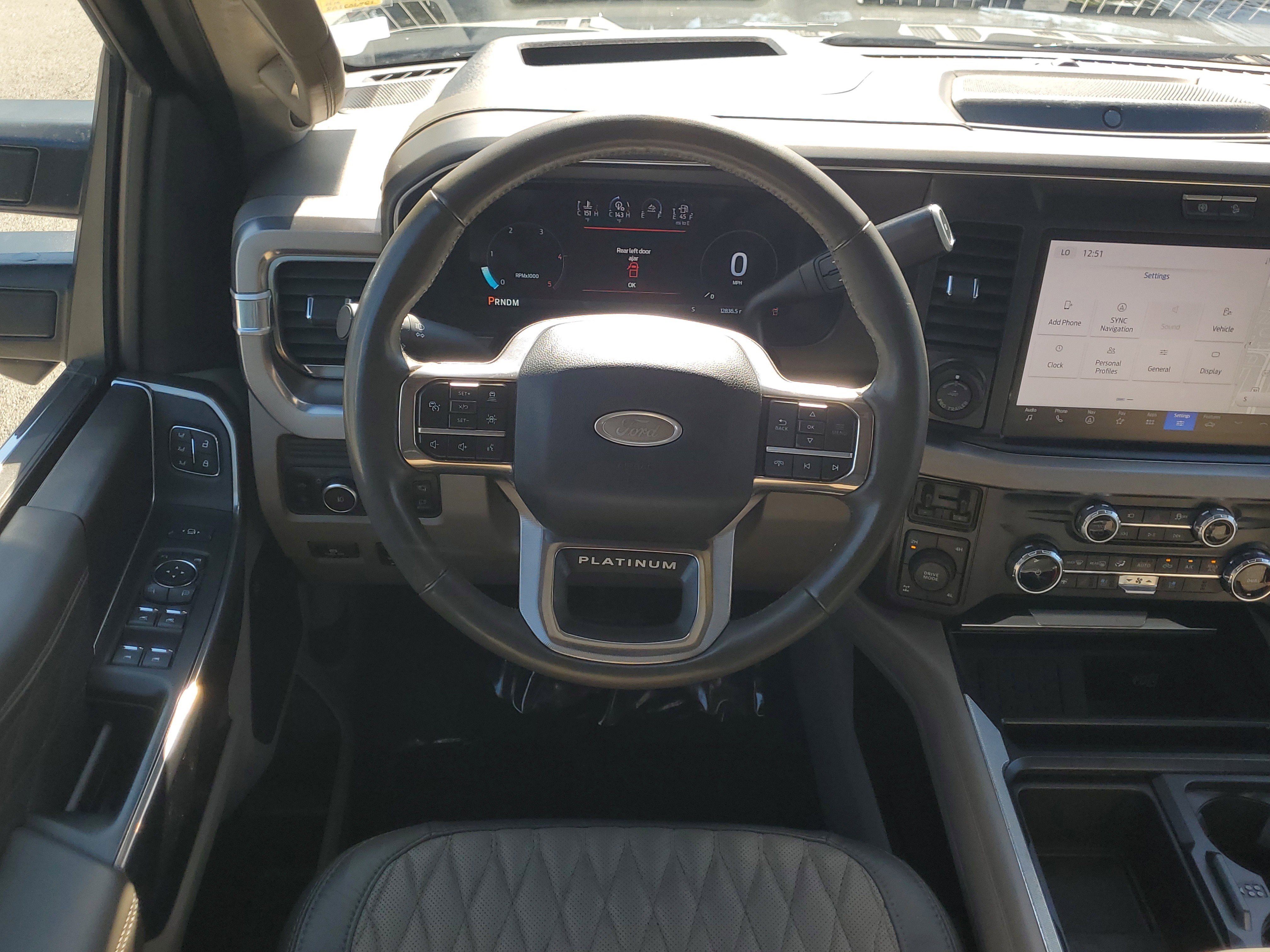 Used 2025 Ford F350 Platinum w/ Platinum Plus Package image 17