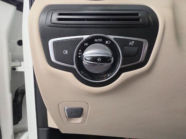 Used 2017 Mercedes-Benz GLC 300 image 14