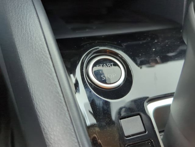 New 2025 Nissan Versa SV w/ Trunk Package image 29