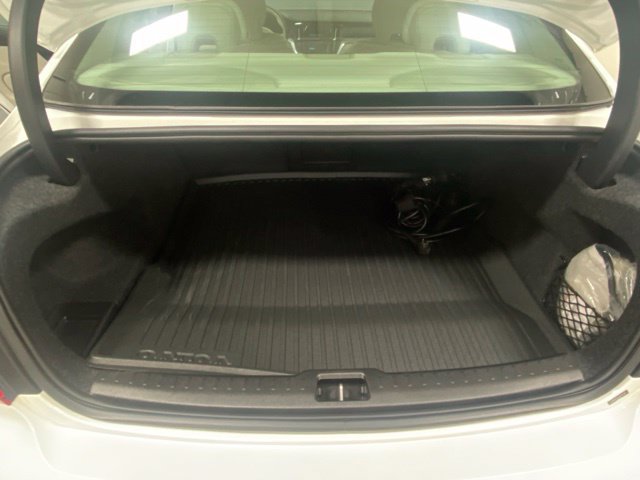 Used 2024 Volvo S60 T8 Core AWD/4WD image 9