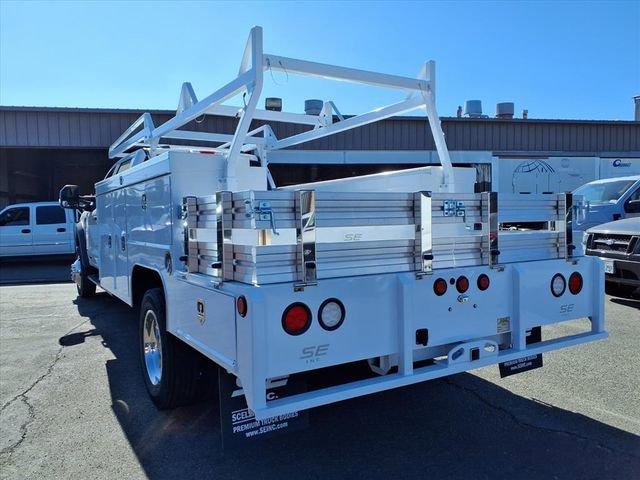 New 2024 Ford F450 XL RWD image 5