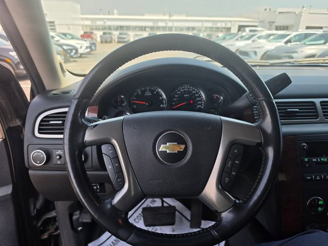 Used 2012 Chevrolet Avalanche LT w/ All-Star Edition AWD/4WD image 16
