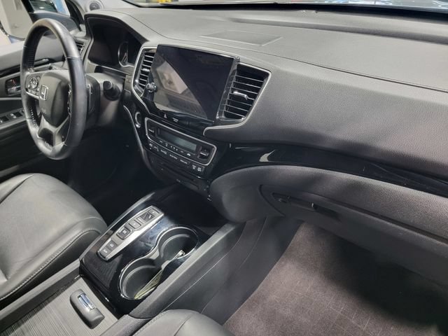 Used 2022 Honda Pilot Touring image 17