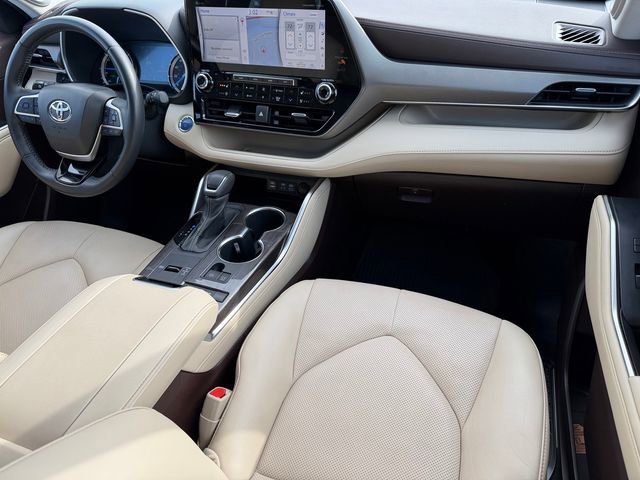 Certified 2022 Toyota Highlander Limited image 34