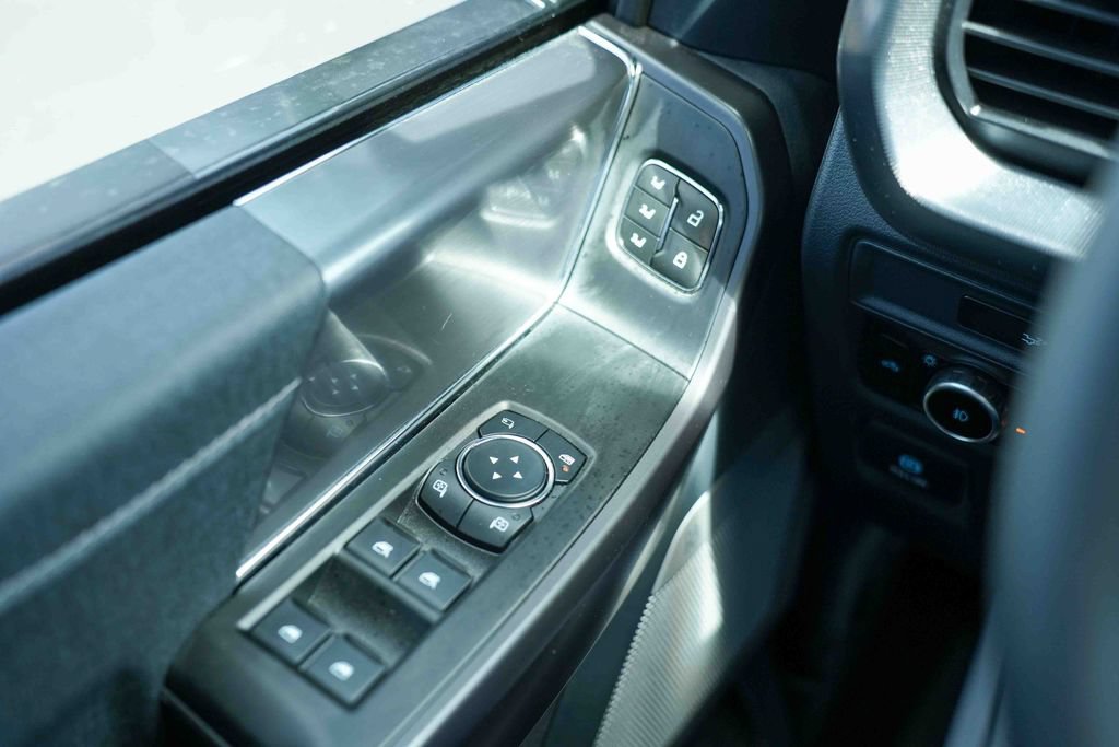 Used 2026 Ford F150 Lariat AWD/4WD image 26