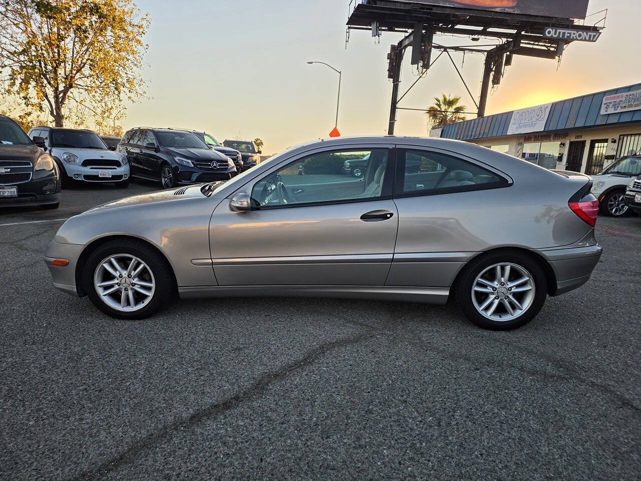 Used 2003 Mercedes-Benz C 230 Coupe image 10