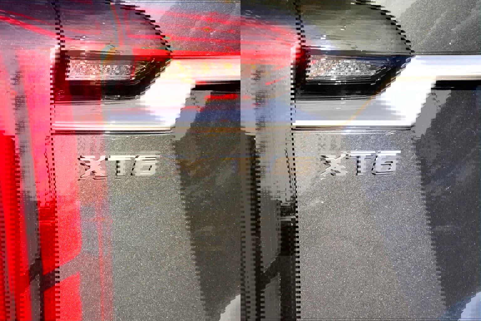 Used 2023 Cadillac XT6 Premium Luxury image 28