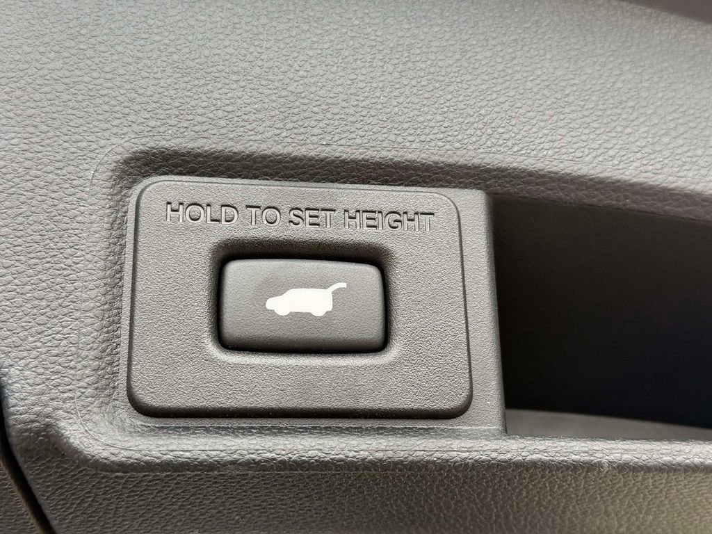 Used 2020 Acura RDX A-Spec image 18