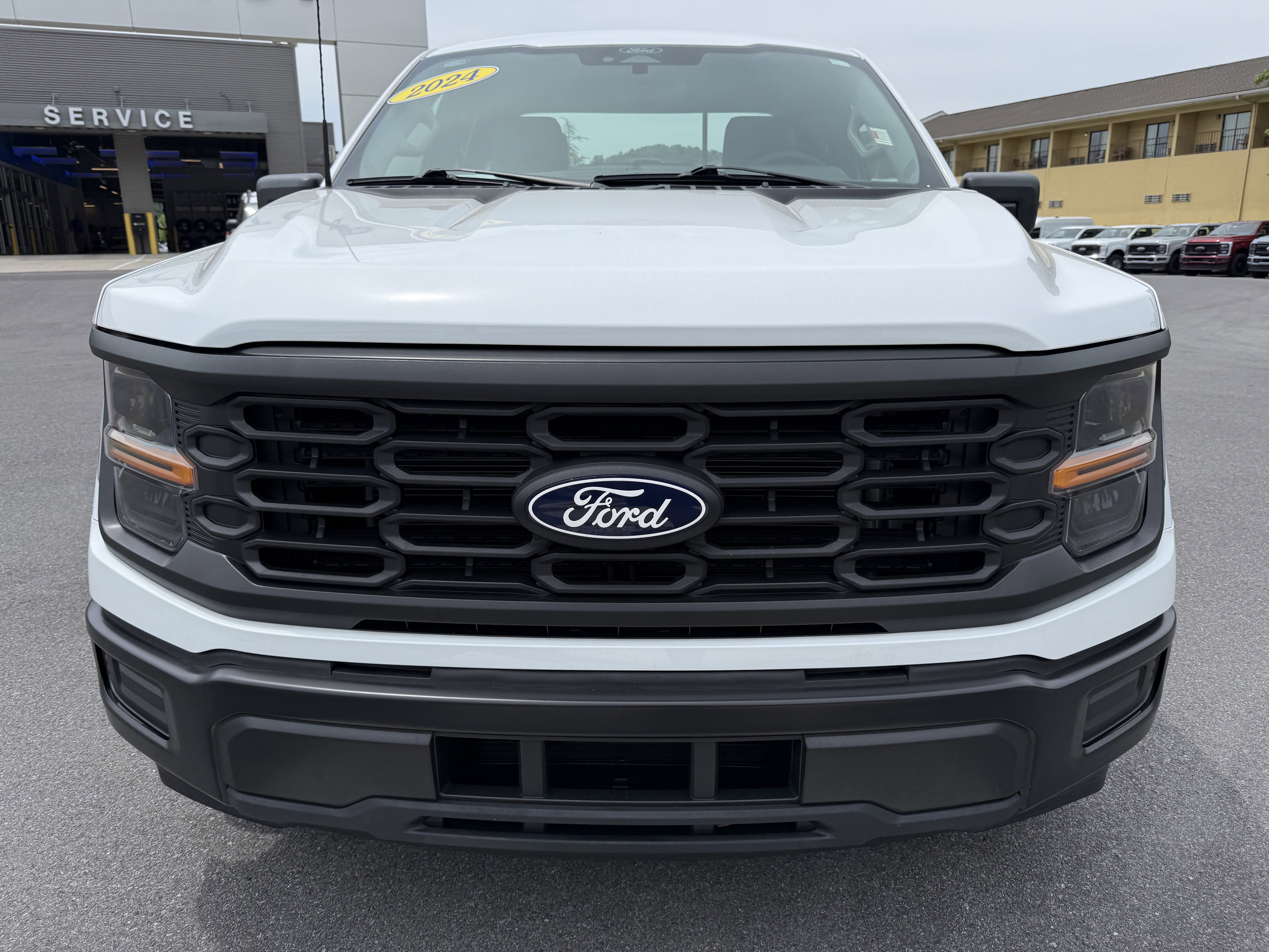 Used 2024 Ford F150 XL RWD image 2