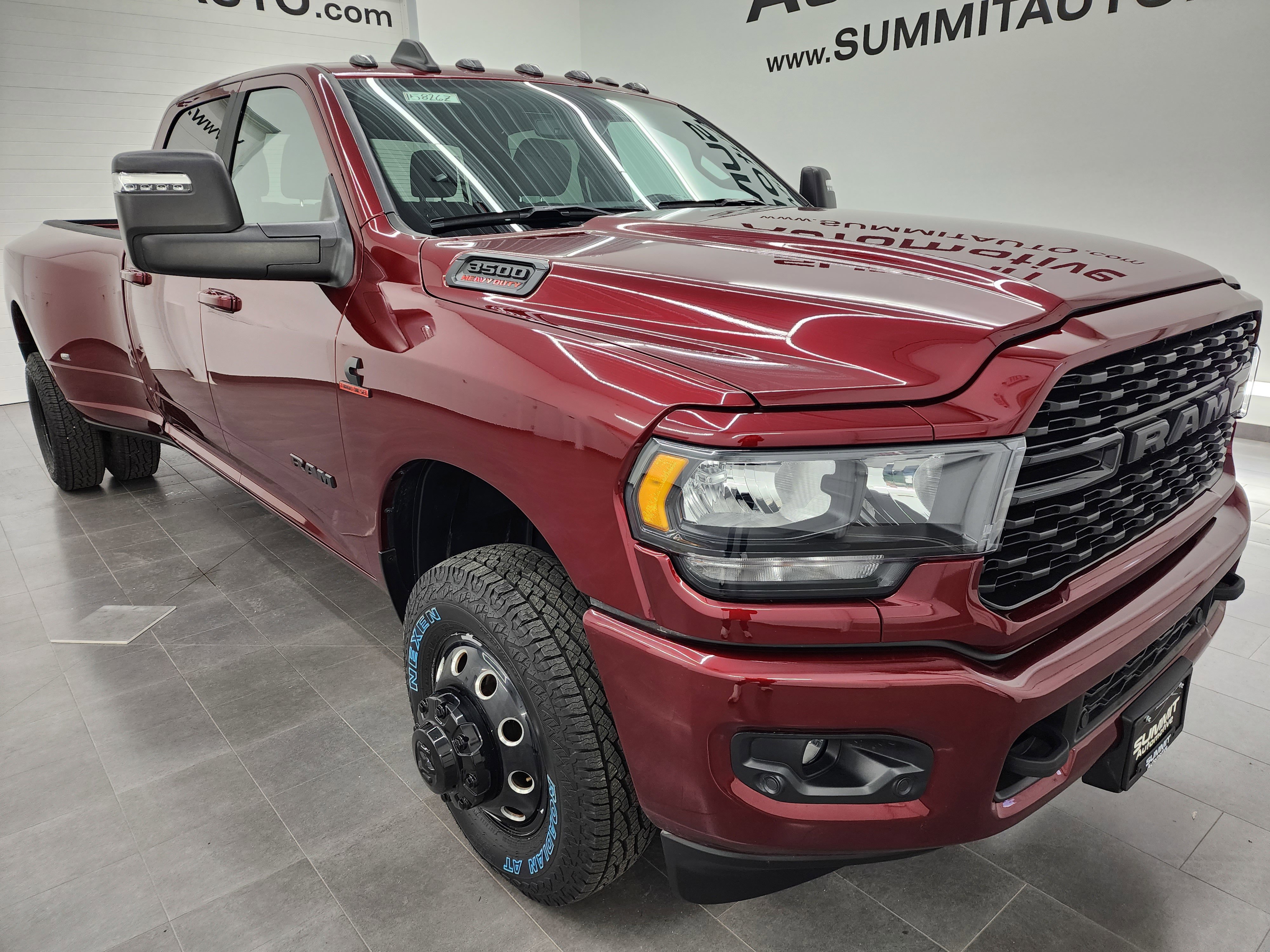 Used 2024 RAM 3500 Big Horn w/ Night Edition AWD/4WD image 2