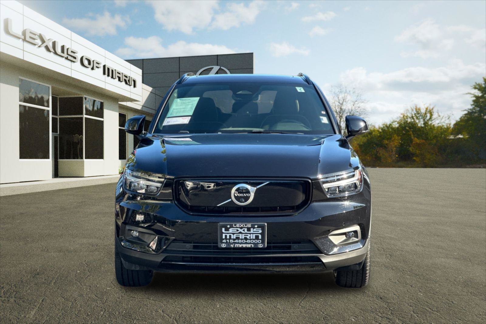 Used 2021 Volvo XC40 P8 Recharge w/ Advanced Package AWD/4WD image 5