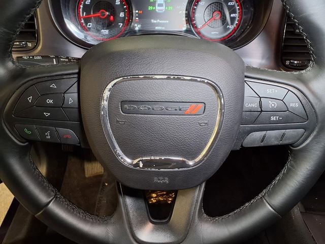 Used 2016 Dodge Charger SE w/ Blacktop Package image 9