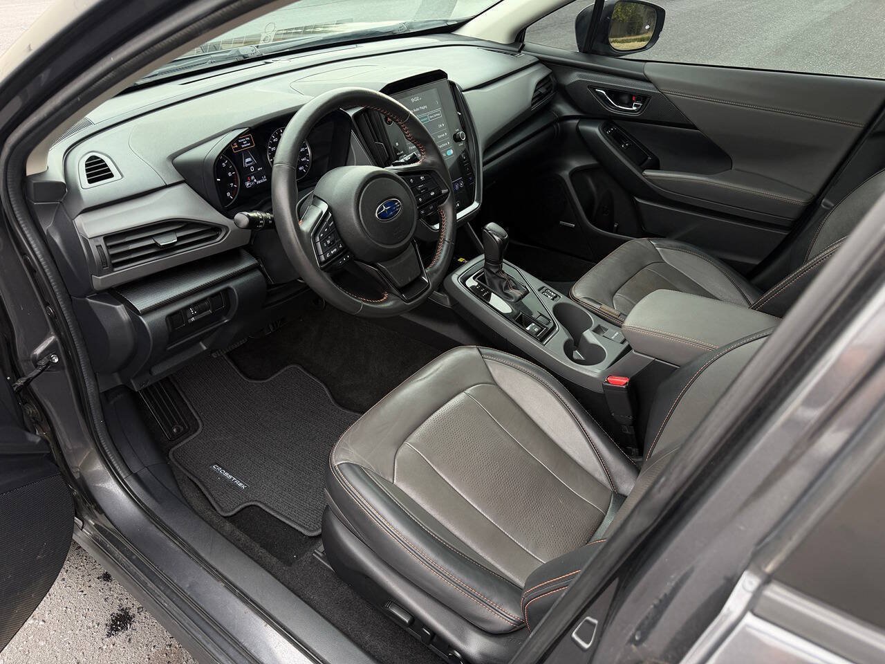 Used 2024 Subaru Crosstrek 2.5i Limited w/ Crosstrek Mirror Package AWD/4WD image 19