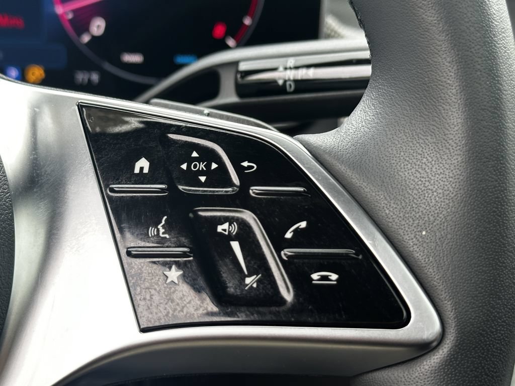 Certified 2026 Mercedes-Benz GLC 300 image 29