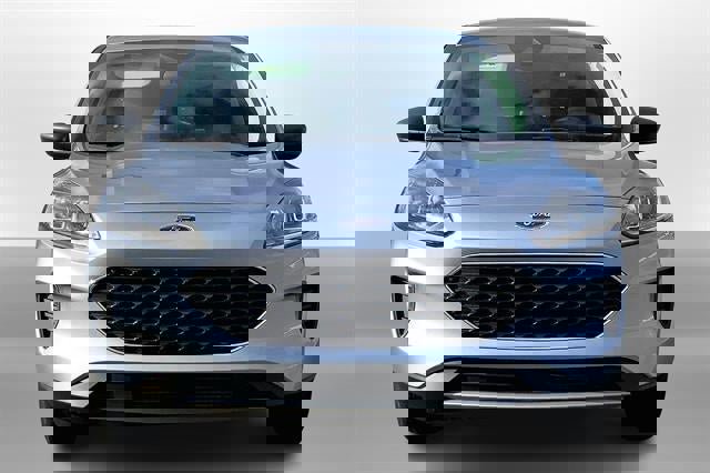 Used 2022 Ford Escape SE w/ Cold Weather Package image 2