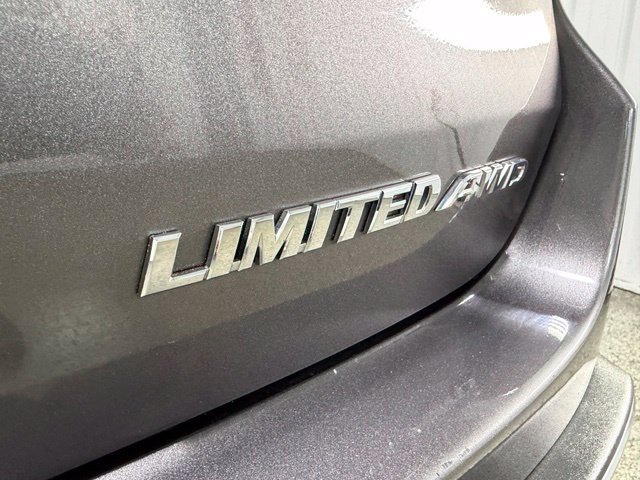 Used 2018 Toyota Highlander Limited AWD/4WD image 35
