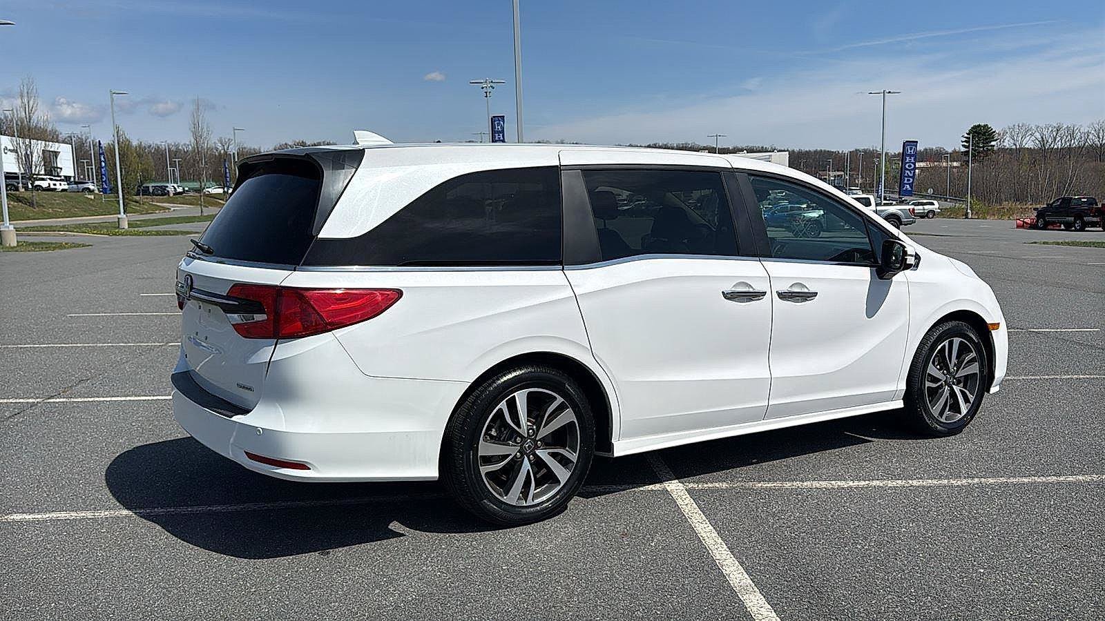 Used 2024 Honda Odyssey Touring image 5