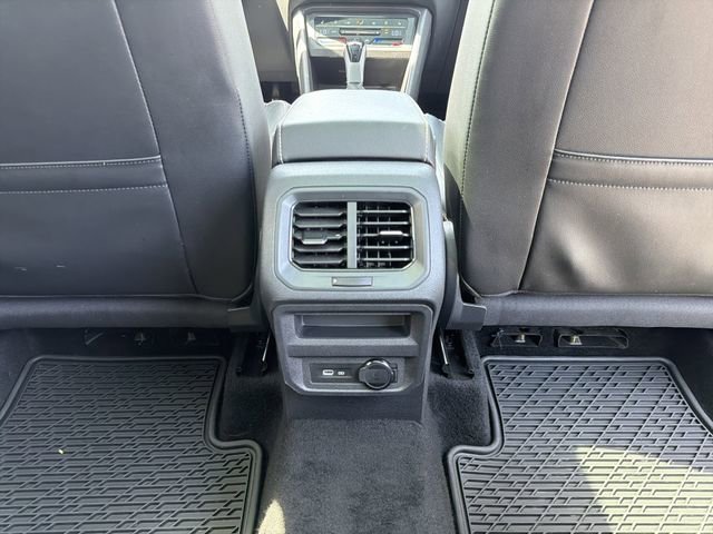 Used 2024 Volkswagen Tiguan SEL R-Line AWD/4WD image 21