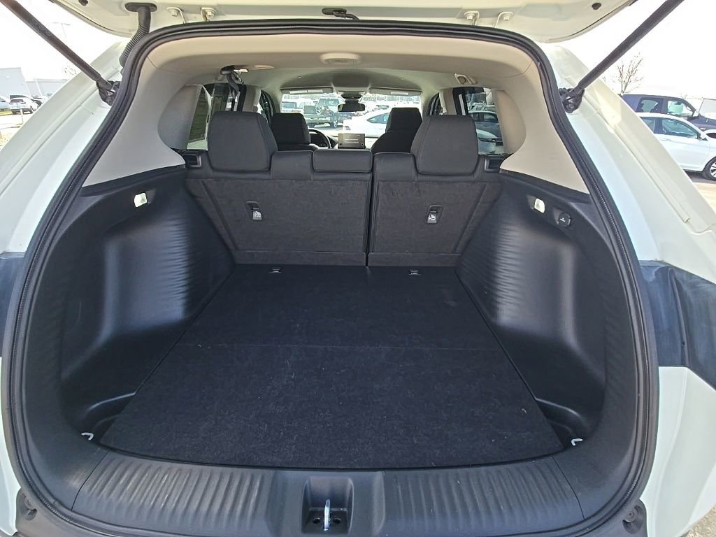 Used 2025 Honda HR-V LX image 25