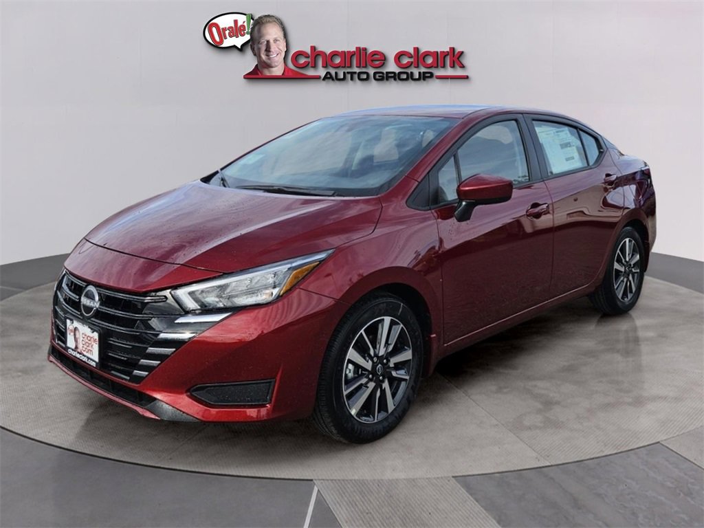 New 2025 Nissan Versa SV w/ Trunk Package