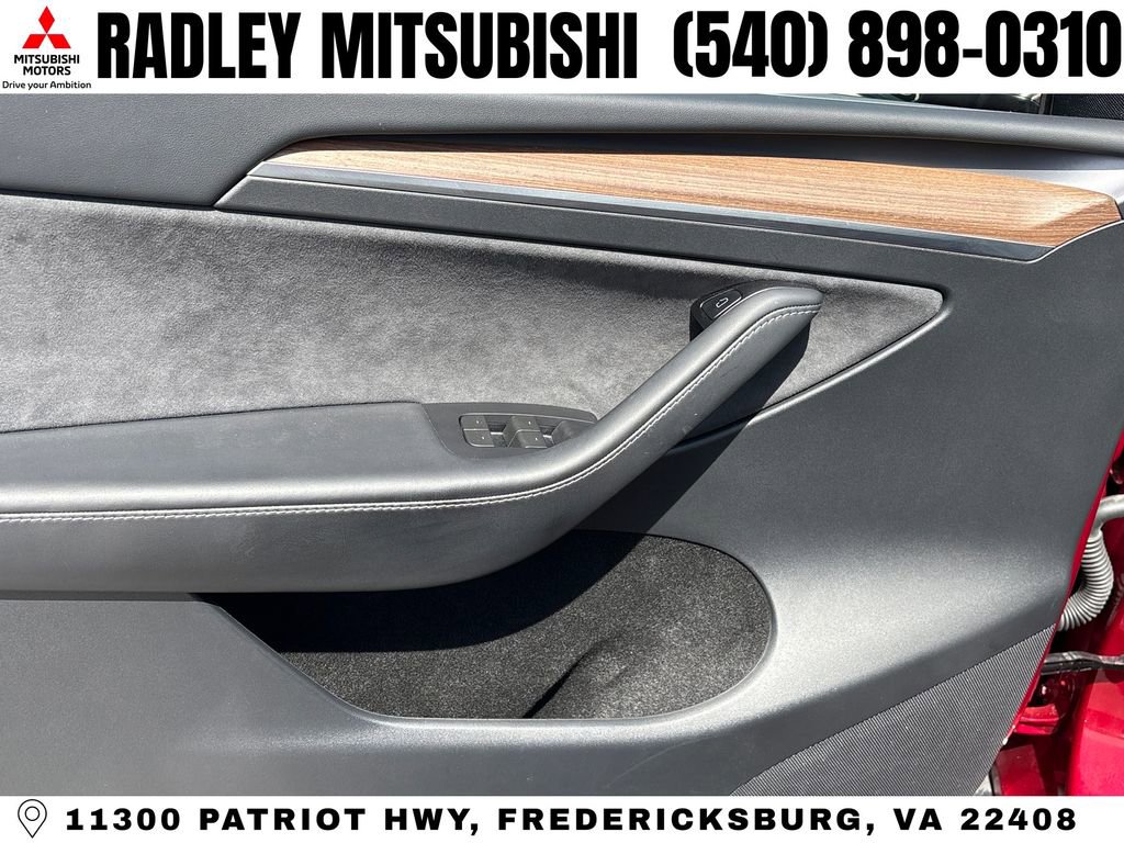 Used 2024 Tesla Model Y Long Range AWD/4WD image 10