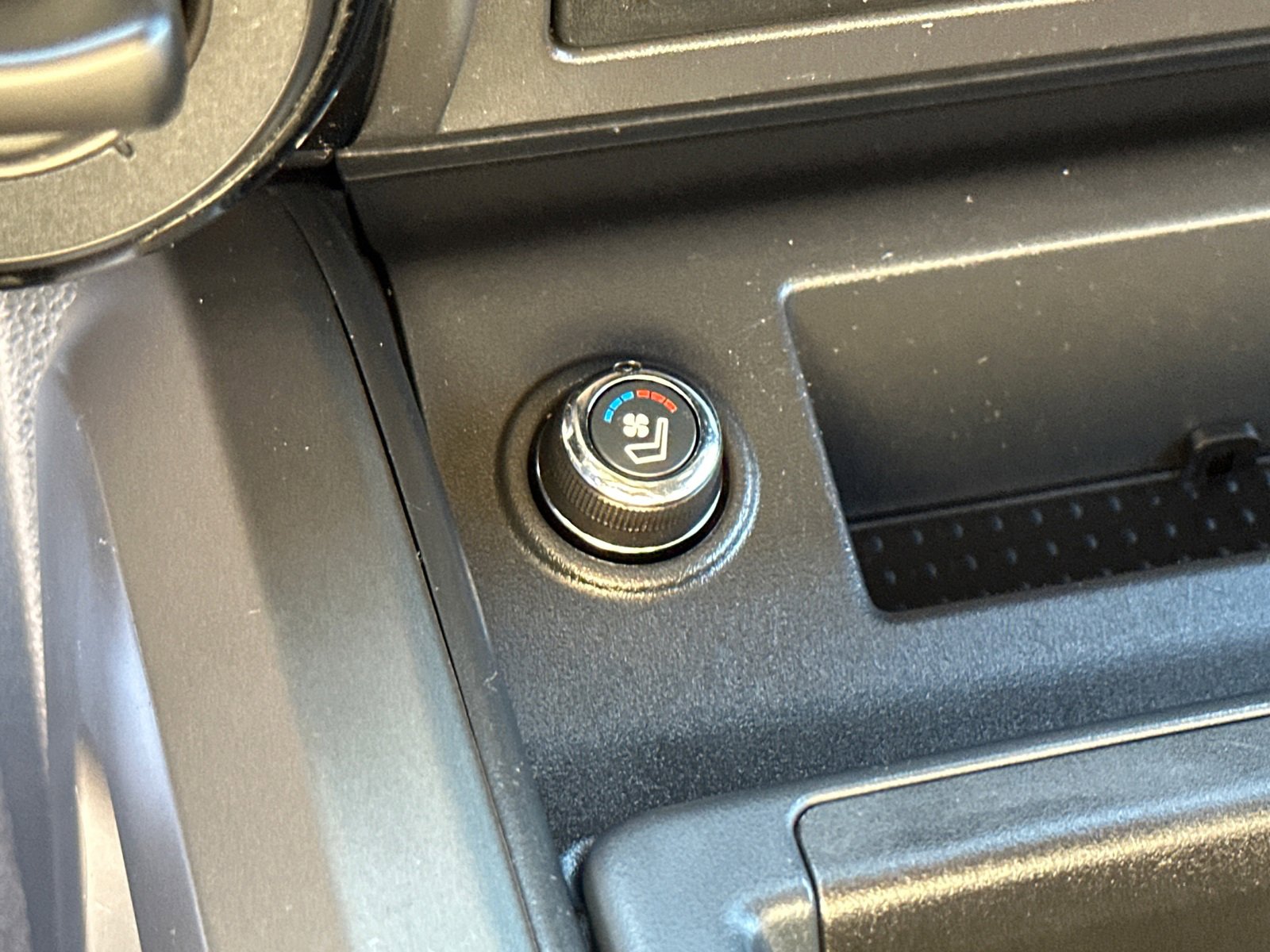 Certified 2021 Nissan Titan Platinum Reserve w/ Moonroof Package image 33